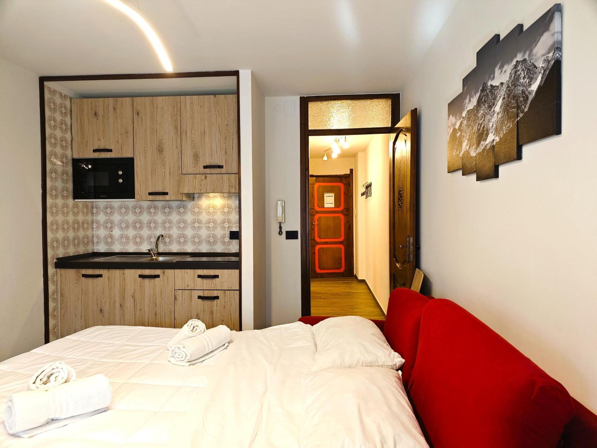 Hostdomus - City Center Apartment Сестрієре Екстер'єр фото